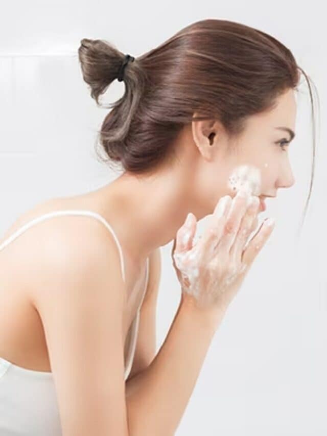 Skincare Routine That Can Help Manage Monsoon Acne