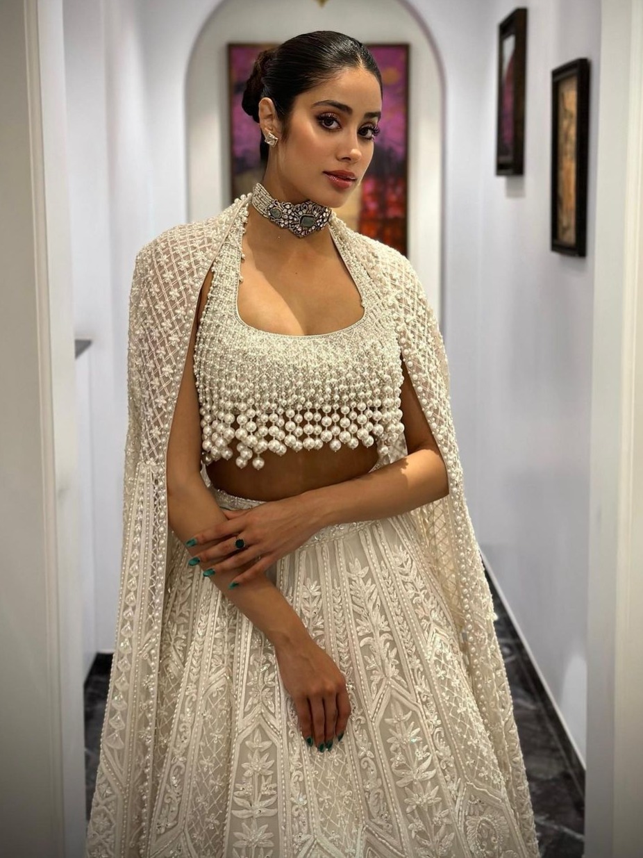 7 Times Celebrities Slayed In Pearls